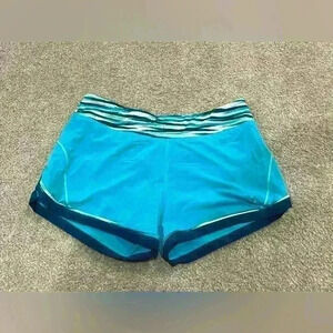 Women’s size L Moving Comfort workout shorts